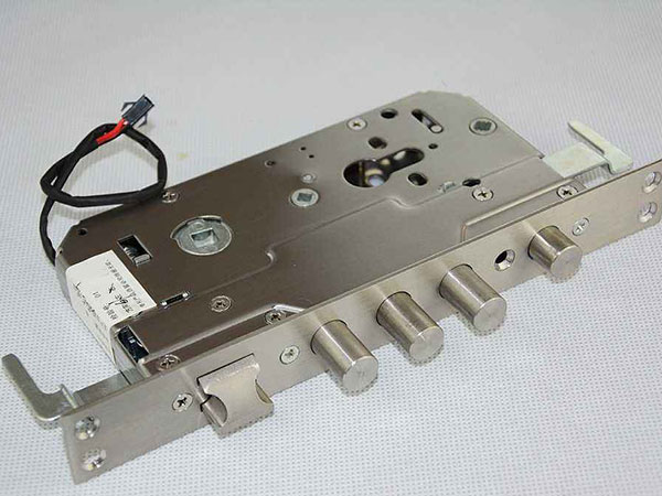 七里河24小时上门开锁公司